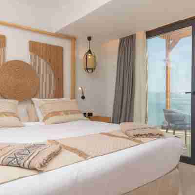 Cabana Blu Hotel & Suites Rooms