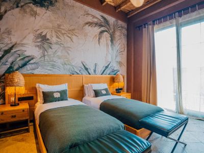 The Remote Hotel