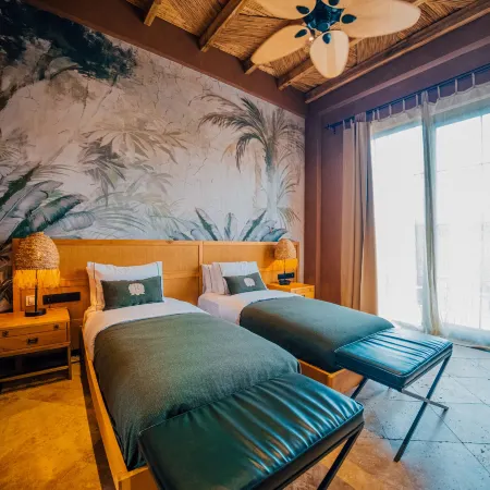 The Remote Hotel