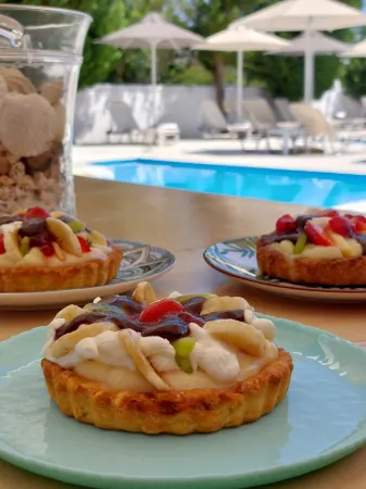 Sausan Apartments Отели в г. Agios Georgios