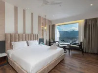 The Chail Resort Hotele w: Chail