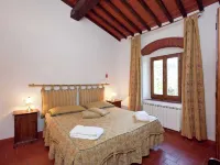 Pleasant Apartment with Swimming Pool Garden BBQ Parking