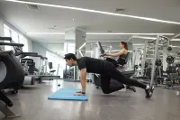 เดอะ นิชาต โฮเทล โจฮาร์ ทาวน์ - ที่มีฟิตเนส