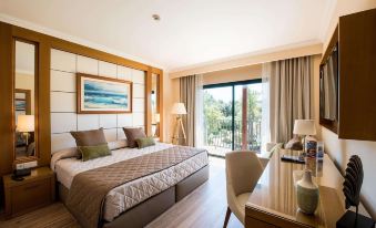 PortAventura Hotel - Includes unlimited access PortAventura Park & 1 access Ferrari Land