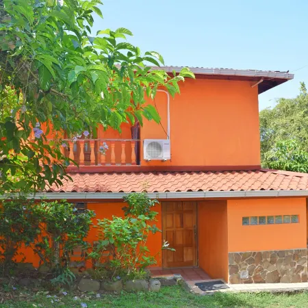 Hotel Tres Banderas