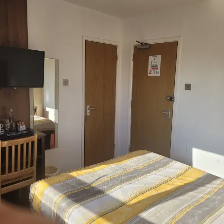 The Gatwick White House Hotel