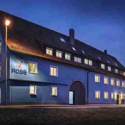 埃爾萬根玫瑰加尼公寓酒店 Hotel Exterior