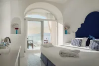 Tramonto d'Oro Hotels in Praiano