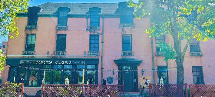 County Clare Irish Hotel & Pub Hotels in Milwaukee