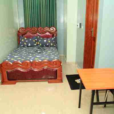 Flat Hotel Kandolo Gombe Rooms