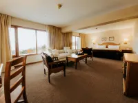 Wyndham Garden Ushuaia Hotel del Glaciar - Mountain view