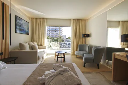 BG Caballero Отели в г. Sa Casa Blanca