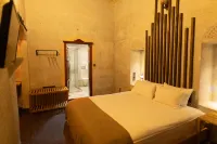 Lemon Cave Suites and Coffee House