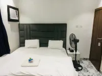 Laquinta Hotel by Juicebox