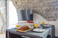 Pozzo Vertical Apartment with Garden and Parking by Rent All Como