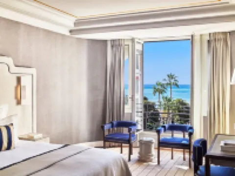 Hôtel Barrière le Majestic Cannes Hotels in Cannes