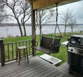Cozy lake cabin on Lake Traverse.