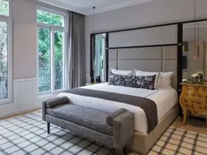 The Alest Hotel