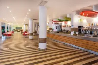Viva Tangerine by Wyndham, A Trademark All Inclusive - bar