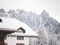 Hotel Gratschwirt Hotels in Dobbiaco