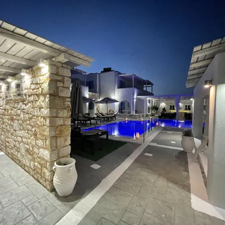 Mer Bleu Luxury Apartments