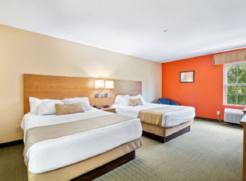 Big Splash Adventure Indoor Water Park & Resort