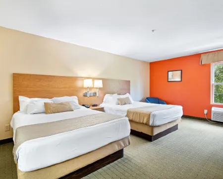 Big Splash Adventure Indoor Water Park & Resort Hotels in Orange County