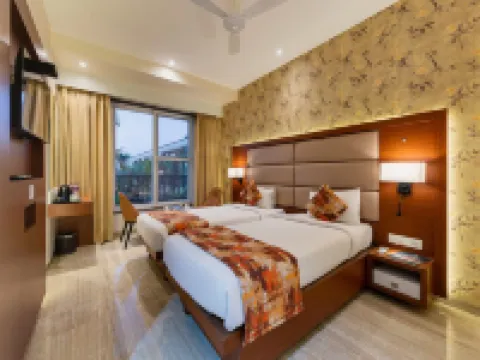 Hotel Town Palace Hotels in Bijapur