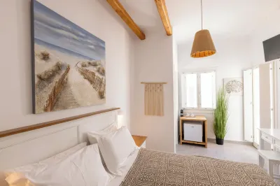 Parosquare Central Suites