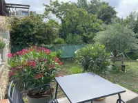 Les Studios du Chemin Vert Hôtels à : Marsilly