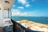 Islet Seaview 1 Bedroom Apartment With 2 Balconies