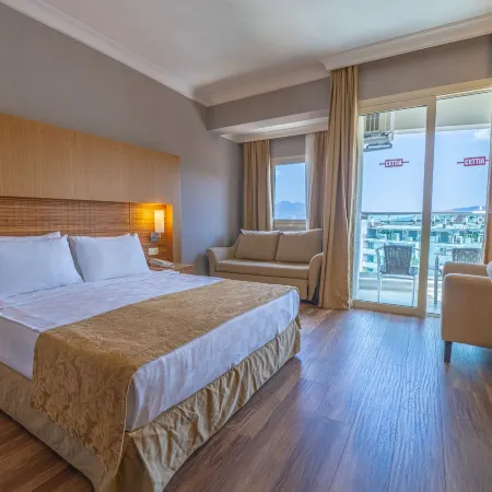Grand Cettia Hotel