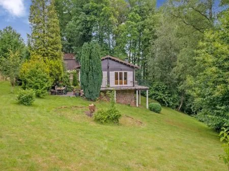 Cozy Hideaway in Ferrières