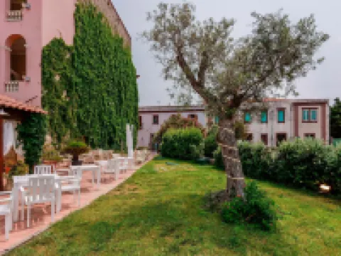 Palazzo Pischedda Hotels in Bosa