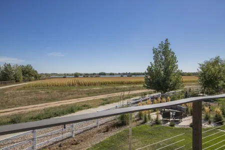 The Bird House of Frederick with Open Space & Lake Views!