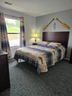 Summer Time is Lake Time! Great Views of Table Rock Lake in this 2bd 2ba condo