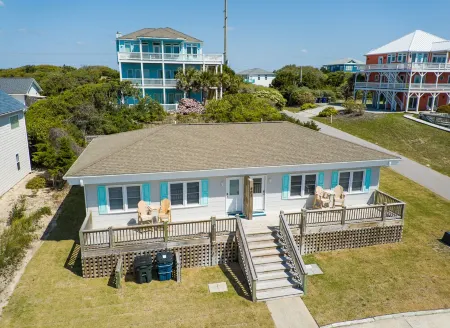 2 BR steps from beach access, dog-friendly NO FEE!