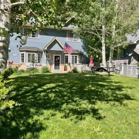 Blue Haven 5Br/3.5BA - Smaller Group Discounts Available!
