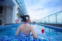 Orussey One Hotel & Apartment - Swimmingpools