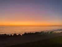 Beach & Bay - Modern Family Stay Glenelg North