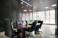 Spacious City View and Modern Amenities - Chic Urban Retreat