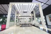 Grand Equator Hotel Hotels in Bontang