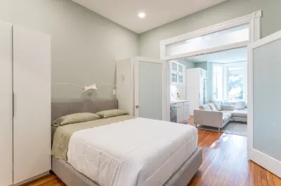 Charming Haven with Historic Elegance - Exquisite Dupont Experience 듀퐁 써클 호텔