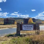Breathtaking Mountain Vistas and Cozy Deck - Charming Retreat Hotels in Granby