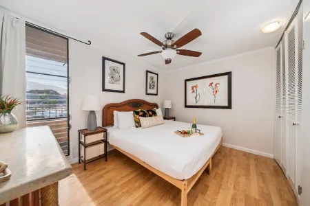 Daily Activities and Lush Garden Views - Stunning Hawaiian Oasis Отели рядом с достопримечательностью «Лахайна Джодо Мишен»