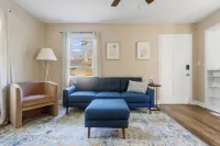 Modern Amenities and Fast Wifi - Charming Tranquil Retreat