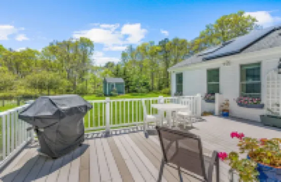 Cozy Retreat- Patio, Grill, Beach Access, Golf Nearby 布魯斯特酒店