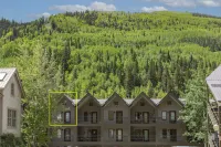 Direct River Access and Saltwater Pool - Elegant Outdoor Haven