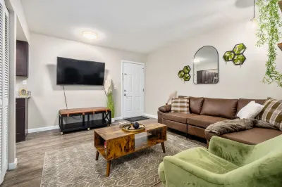 Stylish Experience and Central Location - Charming Haven Hotels in 