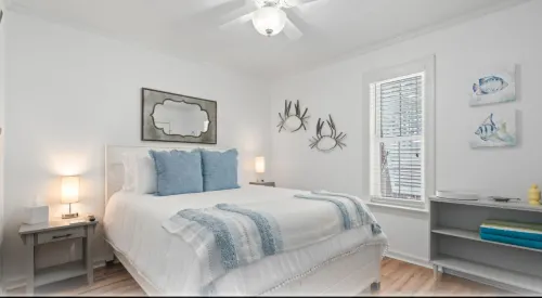 Bayfront Vistas and Private Pool - Spectacular Coastal Retreat